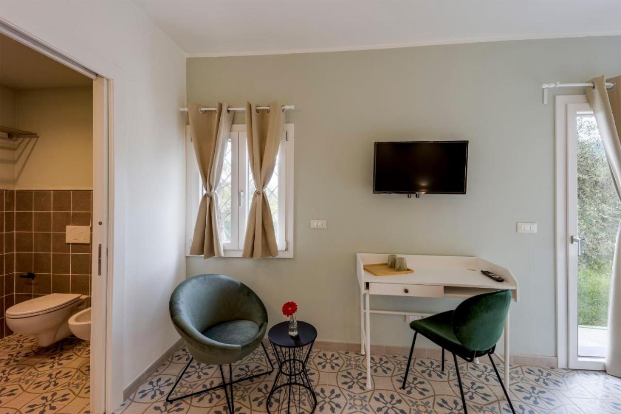 Gli Ulivi Rooms And Breakfast Marina dʼMarina dʼAndora Zewnętrze zdjęcie